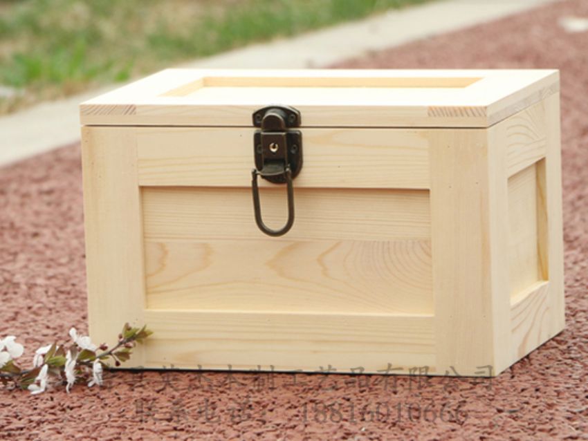 點(diǎn)擊查看詳細(xì)信息<br>標(biāo)題：出口松木木盒 閱讀次數(shù)：3213